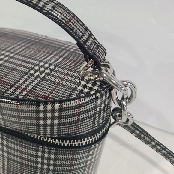 New Aldo grayling bucket bag crossbody houndstooth print 7×5 in. - Picture 3 of 7